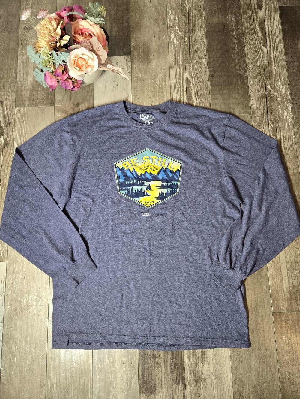 Light Source Christian Graphic Long Sleeve Tee Men’s Size Large